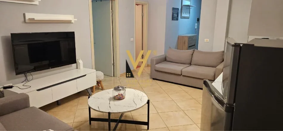 Tirane, jepet me qera apartament 1+1+Ballkon Kati 3, 78 m² 500 € (KODRA E DIELLIT)