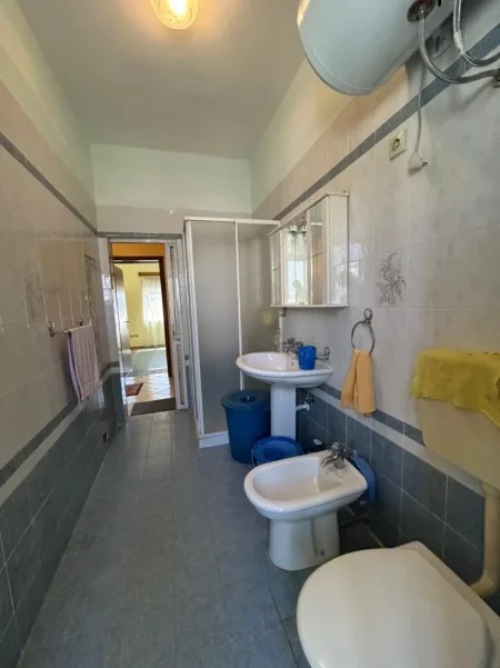 Durres, shitet apartament 2+1 Kati 5, 75 m² 93.000 € (ish rajoni)