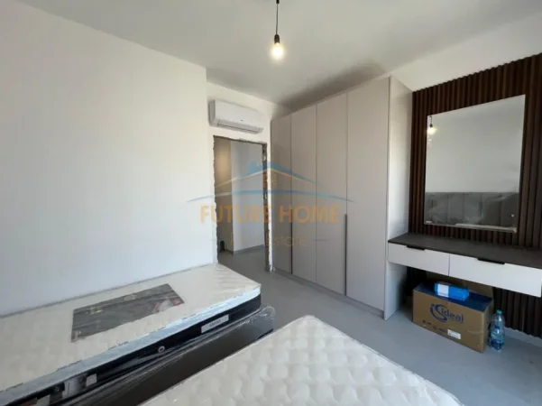 Tirane, jepet me qera apartament 1+1+Ballkon Kati 8, 71 m² 550 € (Dritan Hoxha)