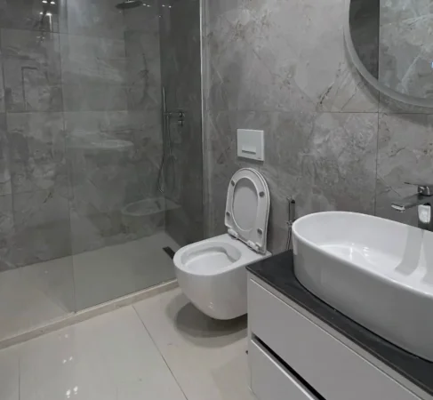 Tirane, jepet me qera apartament 2+1 Kati 9, 106 m² 900 € (ZOGU I ZI)
