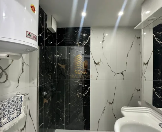 Tirane, jepet me qera apartament 1+1 Kati 1, 65 m² 450 € (Vasil Shanto)