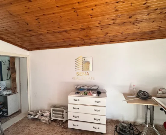 Tirane, jepet me qera apartament 1+1 Kati 3, 50 m² 400 € (Komuna e Parisit)