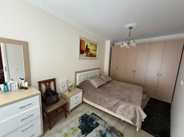 Tirane, jepet me qera apartament 1+1 Kati 4, (21 dhjetori)
