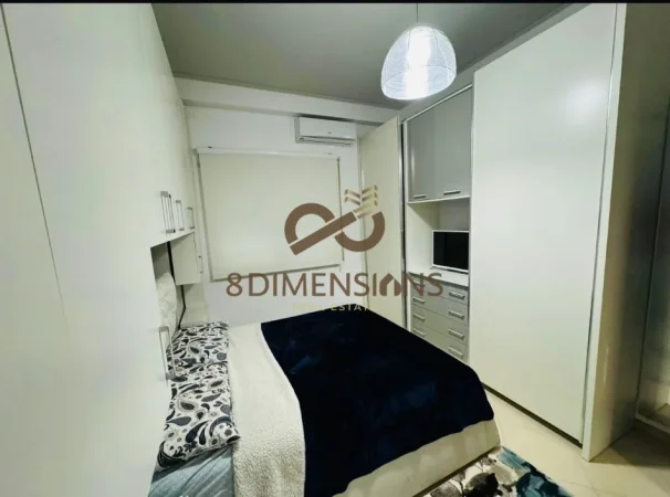 Tirane, jepet me qera apartament 1+1+Ballkon Kati 1, 70 m² 650 € (kodra e diellit)