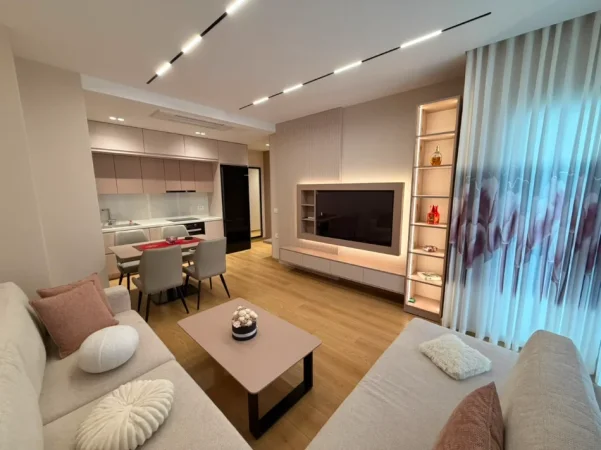 Tirane, jepet me qera apartament 2+1 Kati 8, 1.000 € (zogu i zi)