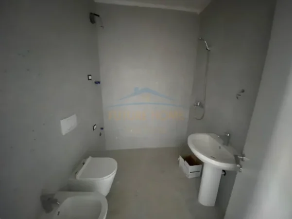 Tirane, shes apartament 1+1+Ballkon Kati 1, 59 m² 119.000 € (Jordan Misja)