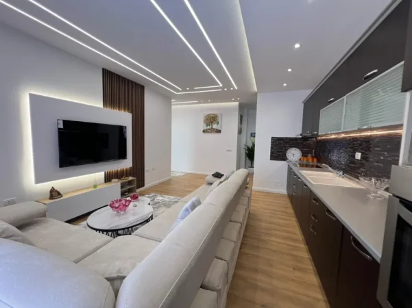 Tirane, shitet apartament 2+1+Ballkon Kati 3, 90 m² 158.000 € (Rruga Besim Alla)