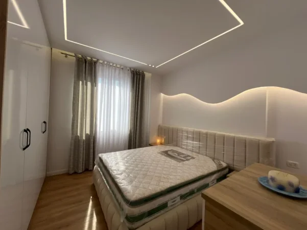 Tirane, shitet apartament 2+1+Ballkon Kati 3, 90 m² 158.000 € (Rruga Besim Alla)
