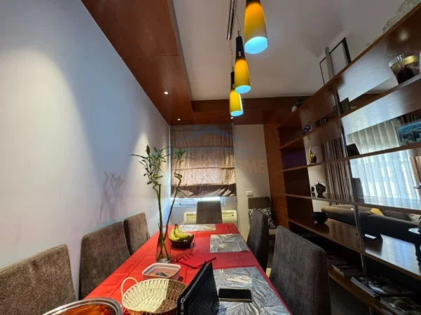 Tirane, shitet apartament 3+1 Kati 3, 166 m² 470.000 € (Kopshti Botanik)