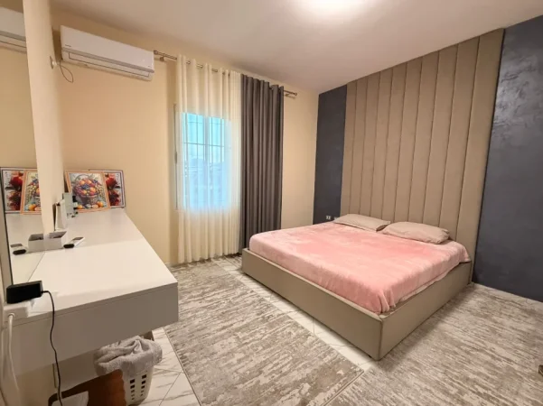 Tirane, jepet me qera apartament 2+1 Kati 2, 450 € (CASA ITALIA)