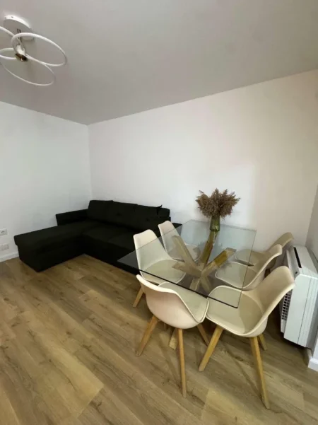 Tirane, jepet me qera apartament 1+1 Kati 2, 85 m² 700 € (KONGRESI I MANASTIRIT)