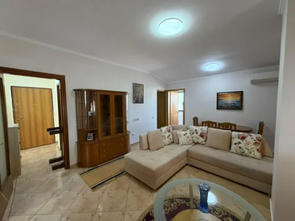 Tirane, jepet me qera apartament 2+1 Kati 5, (rruga e dibres)