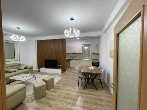 Tirane, jepet me qera apartament 1+1 Kati 5, 88 m² 600 € (LIQENI I THATE)