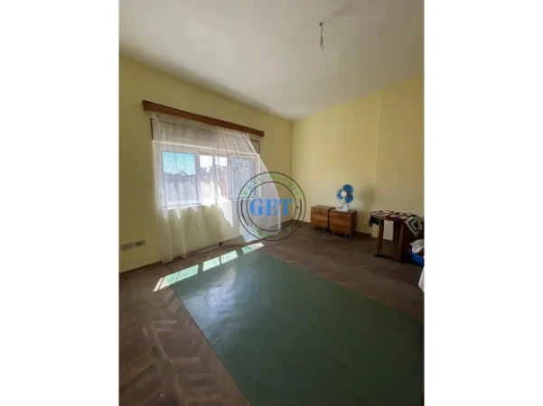 Durres, shitet apartament 2+1 Kati 5, 75 m² 90.000 € (Ish Rajoni i Policisë)