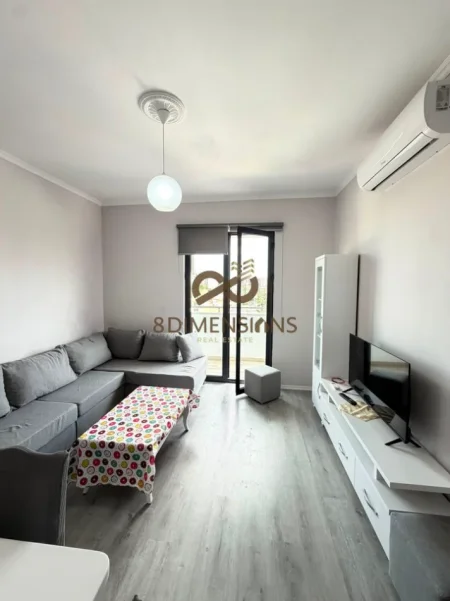 Tirane, jepet me qera apartament 2+1+Ballkon Kati 4, 86 m² 600 € (don bosko)