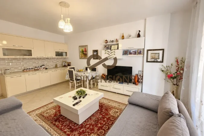 Tirane, shitet apartament 2+1+Ballkon Kati 4, 97 m² 145.000 € (fresk)
