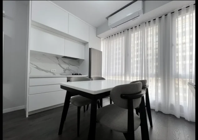 Tirane, jepet me qera apartament 2+1 Kati 4, 85 m² 800 € (Stacioni i Trenit)