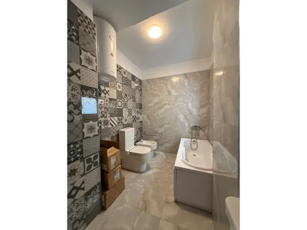 Tirane, shitet apartament 2+1+Ballkon Kati 6, 100 m² 220.000 € 