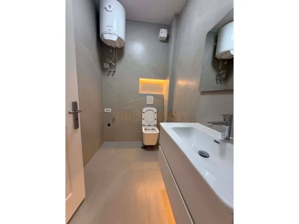 Tirane, shes apartament 2+1+Ballkon Kati 7, 108 m² 163.000 € 