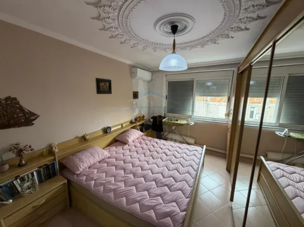 Tirane, shes apartament 2+1+Ballkon Kati 5, 72 m² 160.000 € 