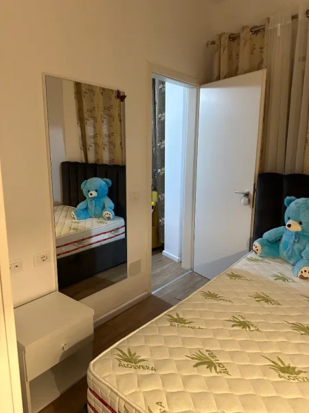 Tirane, jepet me qera apartament 1+1 Kati 1, 38 m² 350 € (Rruga Pasho Hysa kompleksi Mangalem)