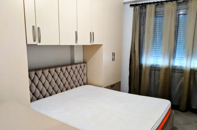 Tirane, jepet me qera apartament 2+1 Kati 4, 85 m² 550 € (Kodra e Diellit)