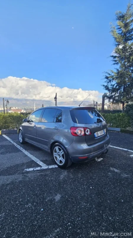 Tirane, shitet makine Golf Nafte, gri metalizato automatik 255 km 3 €