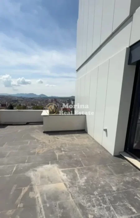 Tirane, jepet me qera ambjent biznesi Kati 10, 160 m² 800 € (Kompleksi Arlis)