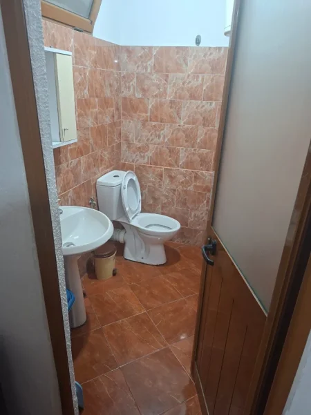 Shqiperi, jepet me qera apartament 1+1+Ballkon Kati 2, 55 m² 330 € (ASTIR)