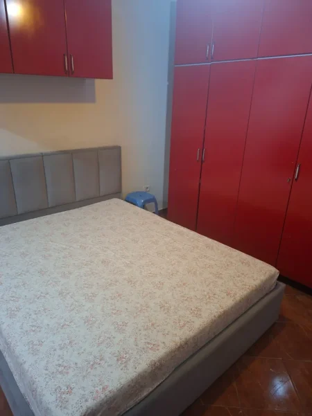 Shqiperi, jepet me qera apartament 1+1+Ballkon Kati 2, 55 m² 330 € (ASTIR)