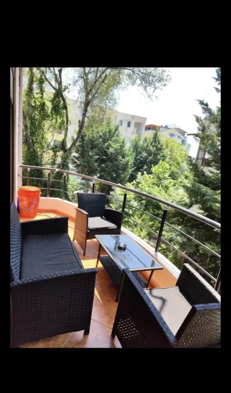 Golem, jepet me qera apartament 1+1+Ballkon Kati 2, 40 m² 400 € (Afer hotel Italia)