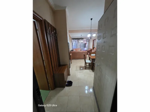 Tirane, shitet apartament 2+1 Kati 4, 84 m² 103.000 € (fresk)