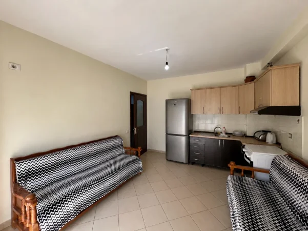 Tirane, shitet apartament 2+1+Ballkon Kati 7, 97 m² 130.000 € (fresk)