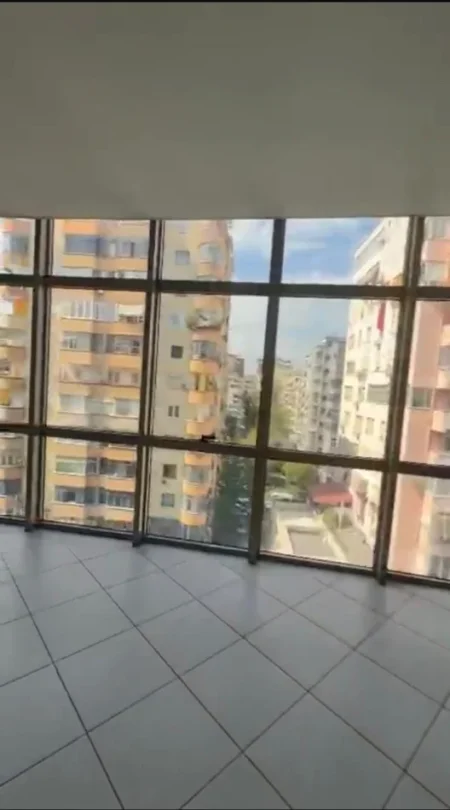 Tirane, shitet apartament 2+1 Kati 5, 116 m² 320.000 € (Rruga e Kavajës)