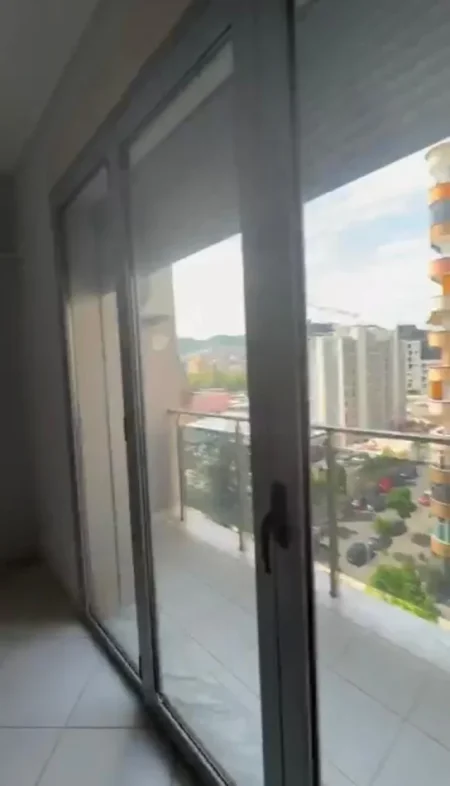 Tirane, shitet apartament 2+1 Kati 5, 116 m² 320.000 € (Rruga e Kavajës)