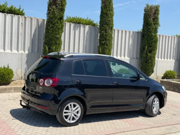 VOLKSWAGEN GOLF VI plus 1.6 NAFTE 👉 2012 👈 kambio AUTOMATIKE - 7.000 €