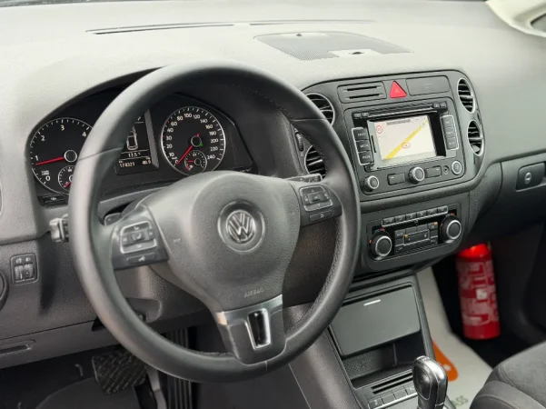 VOLKSWAGEN GOLF VI plus 1.6 NAFTE 👉 2012 👈 kambio AUTOMATIKE - 7.000 €
