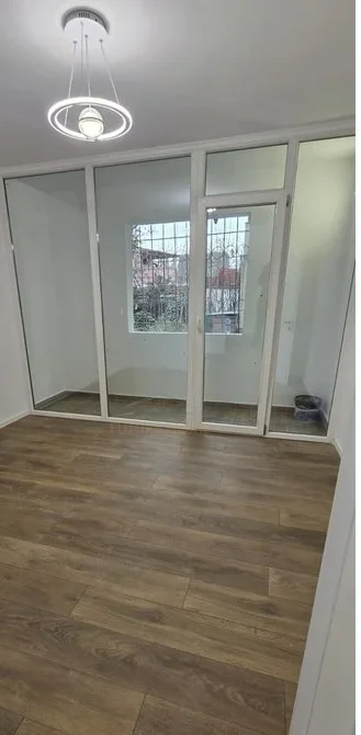 Tirane, shitet apartament 1+1 Kati 1, 57 m² 137.000 € 