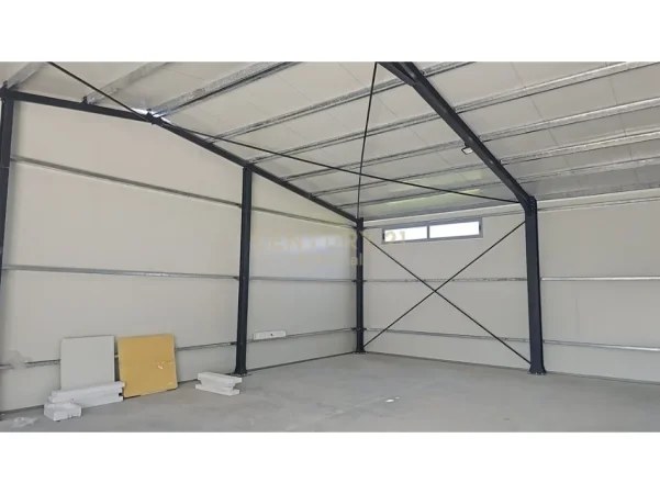 Tirane, jepet me qera magazine Kati 0, 310 m² 950 € 