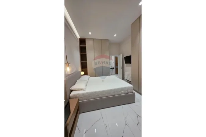 JEPET ME QIRA APARTAMENT 1+1, QENDER