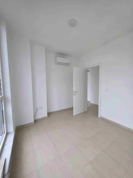 Tirane, jepet me qera apartament 1+1 Kati 3, 60 m² 440 € (Kompleksi rezidencial AVID)