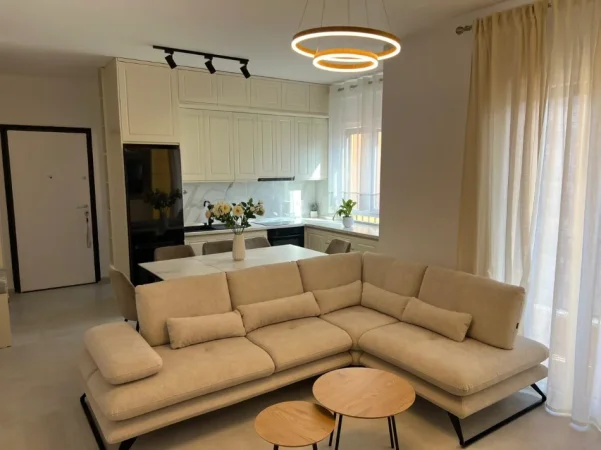 Tirane, jepet me qera apartament 2+1 Kati 3, 900 € (shkolla e kuqe)