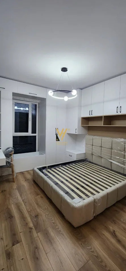 Tirane, jepet me qera apartament 2+1+Ballkon Kati 7, 90 m² 1.000 € (DON BOSKO)
