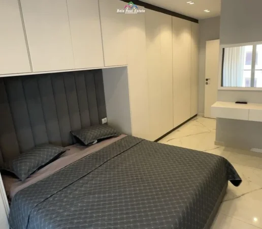 Tirane, jepet me qera apartament 1+1 Kati 7, 70 m² 670 € (kompleksi panorama)