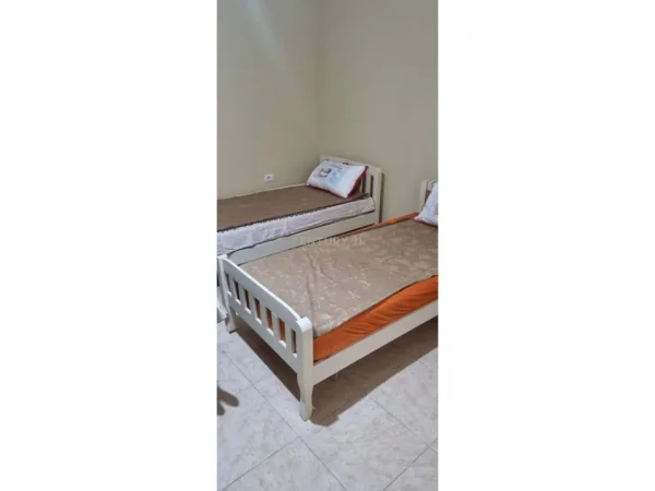 Tirane, jepet me qera garsonier Studio Kati 1, 35 m² (Selite Neom141948)