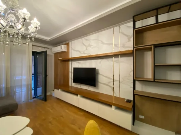 Tirane, jepet me qera apartament 3+1+Ballkon Kati 5, 113 m² 850 € (Astir)