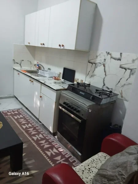 Tirane, jepet me qera apartament 1+1 Kati 1, 60 m² 450 € (Siri Kodra)