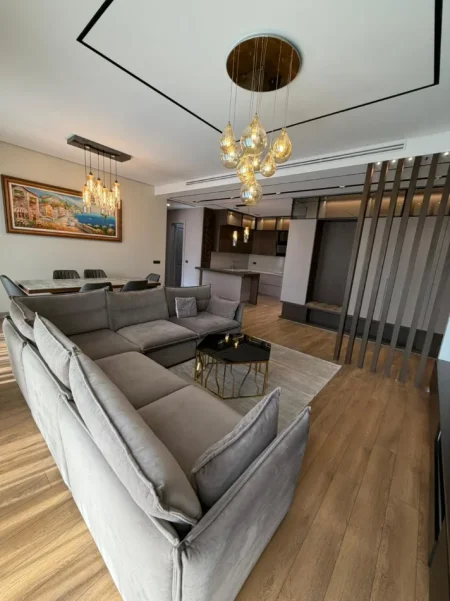 Tirane, shitet apartament 2+1 Kati 6, 140 m² 450.000 € (Delijorgji)