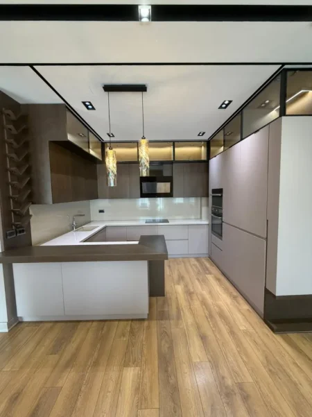 Tirane, shitet apartament 2+1 Kati 6, 140 m² 450.000 € (Delijorgji)