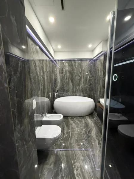 Tirane, shitet apartament 2+1 Kati 6, 140 m² 450.000 € (Delijorgji)